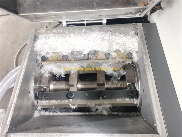 Roll-feed small Granulators