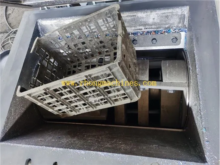 RG-4680E heavy duty granulators to crush baskets