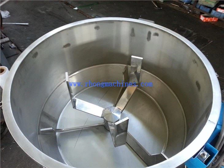 Plastic Mixer