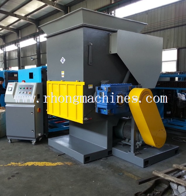 Plastic Shredder Machine